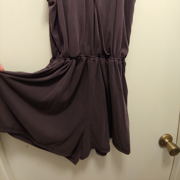 Romper - Picture 6 of 8